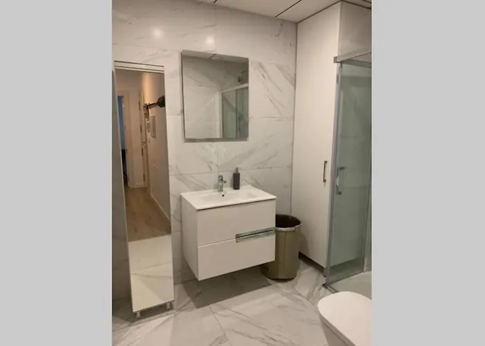 Paseo De La Carihuela Torremolinos